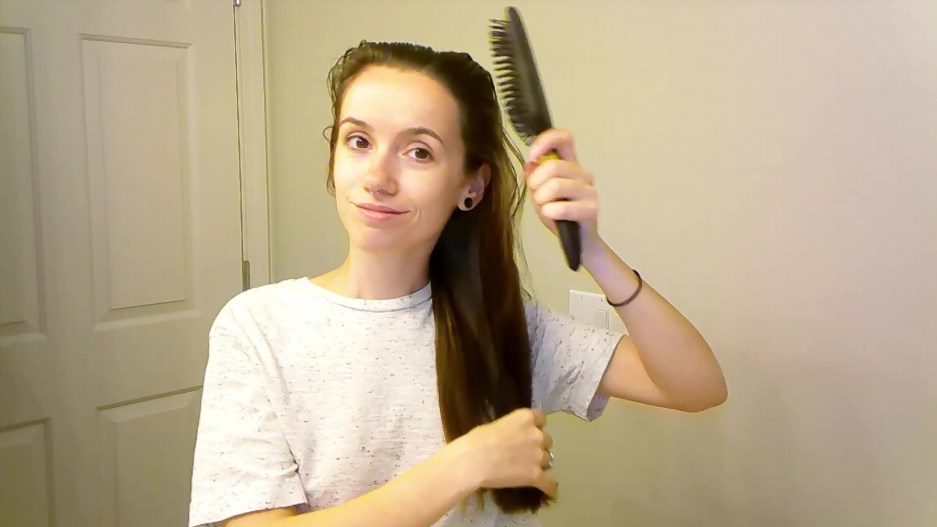 GoddessMayHere - Hair Brushing